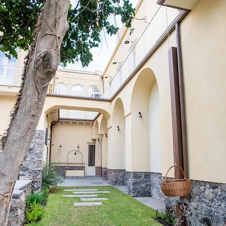 Apartment Luxurious With Pool In *
