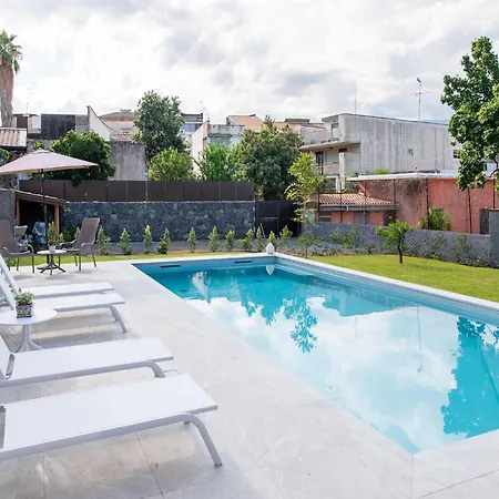Luxurious With Pool In *